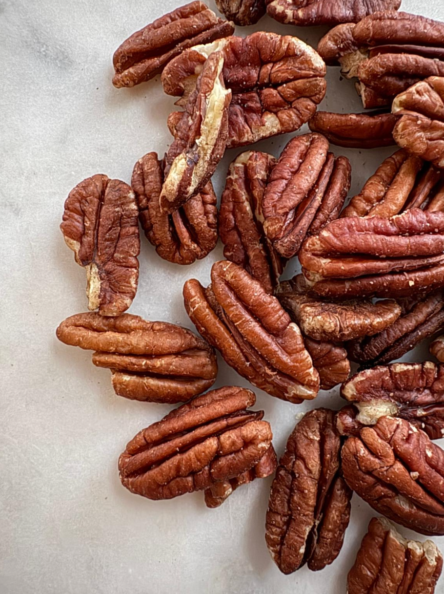 Tasty Benefits of Pecans — And Why Everyone Loves Them